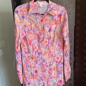 Long sleeve button up shirt